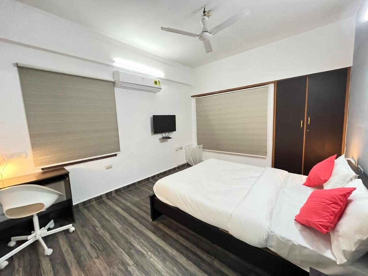 Bedchambers Serviced Apartments, Hyderabad Exterior foto